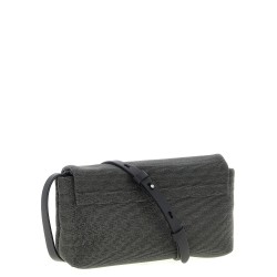 'Precious' clutch