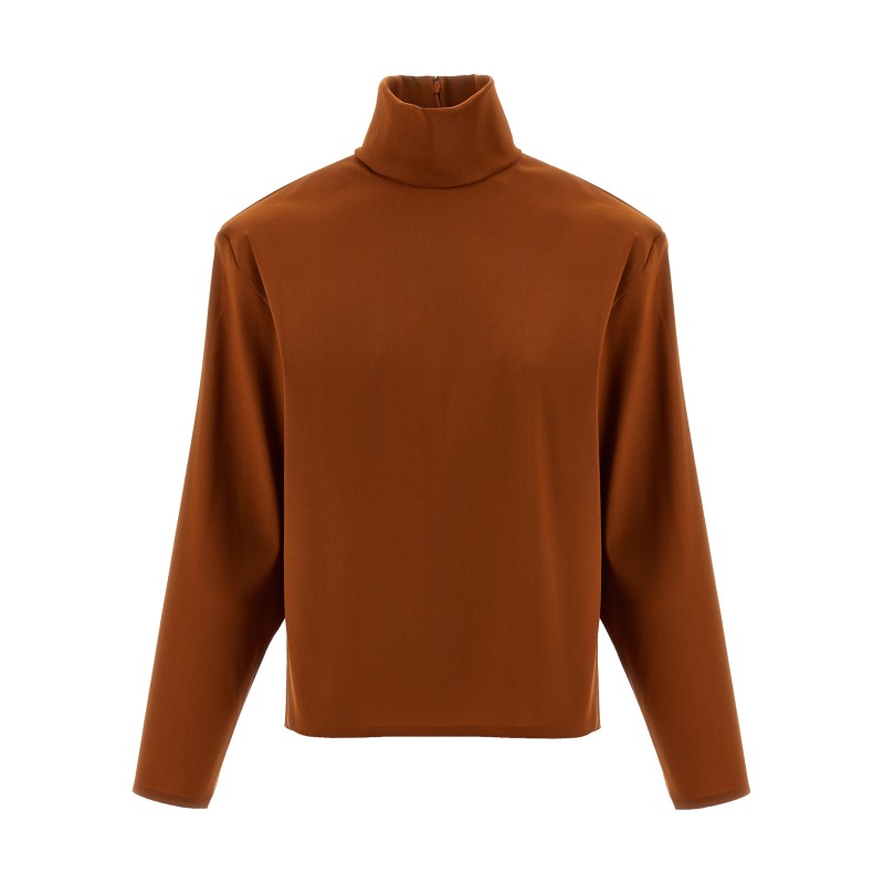 Structured shoulder sweater
