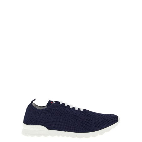 'Fits' sneakers