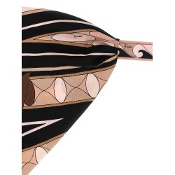Triangle scarf