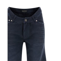 Curved waist jeans