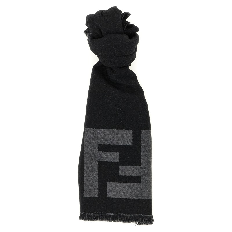 FF macro scarf
