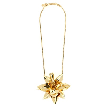 Flower pendant necklace