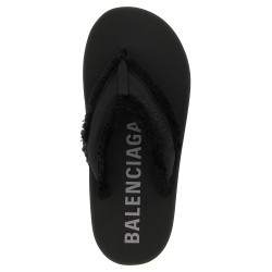 'Jet Lag' sandals