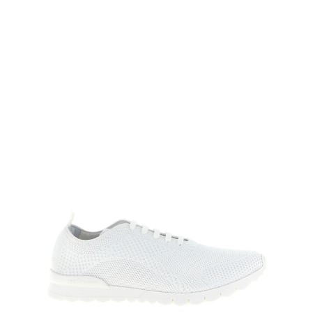 'Fits' sneakers