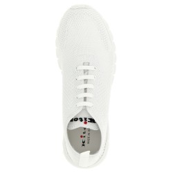 'Fits' sneakers