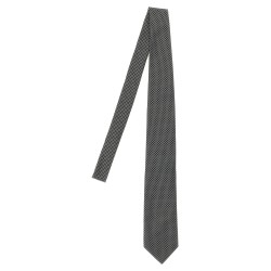 Silk tie