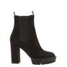 'Barry' ankle boots