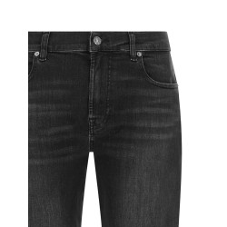 'Relaxed Skinny' jeans