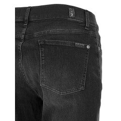 'Relaxed Skinny' jeans