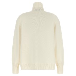 Knot pin sweater