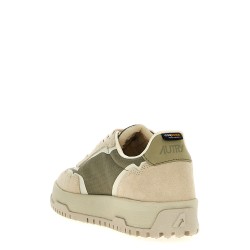 'Wildpace Low' sneakers