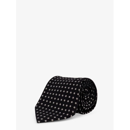 Silk tie