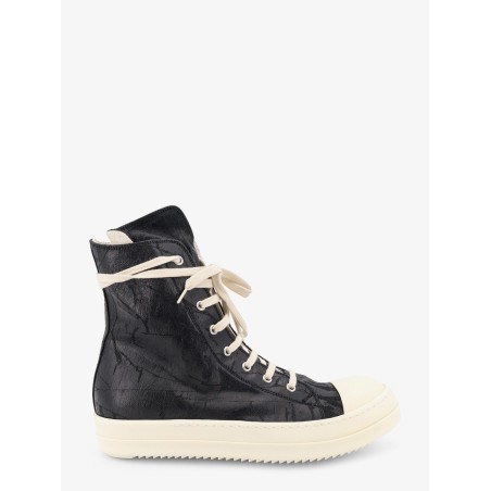 High-Top leather Sneaks