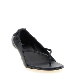 'Les Sandales Nu-Pieds B' sandals