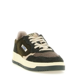 'Medalist Low' sneakers