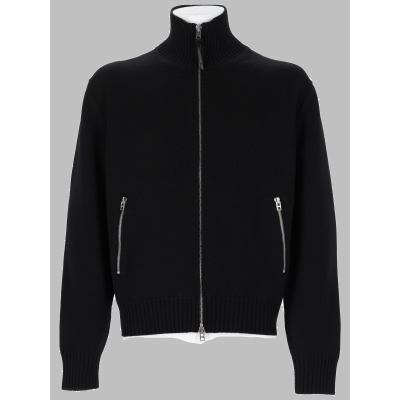 MAGLIA IN LANA MERINO CON ZIP E PATCH