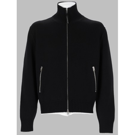 MAGLIA IN LANA MERINO CON ZIP E PATCH