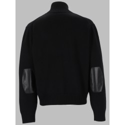 MAGLIA IN LANA MERINO CON ZIP E PATCH