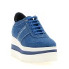 'Sneakelyse' sneakers