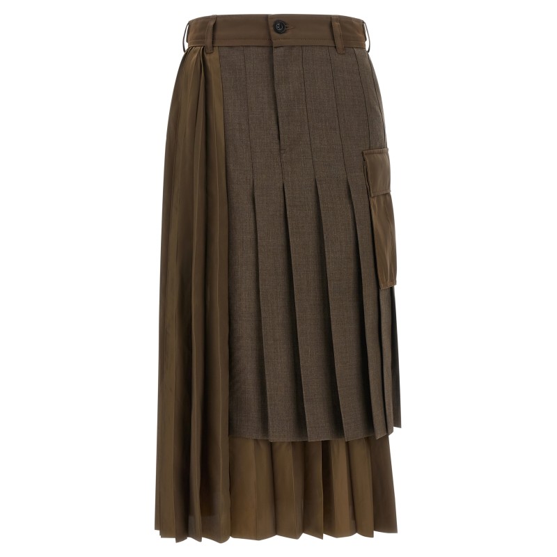 Hybrid construction skirt