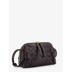 Leather clutch with Intrecciato Concert motif