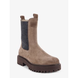 Suede Boots with Precious Loop detail