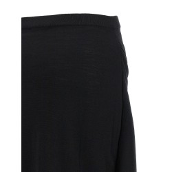 Button asymmetrical skirt
