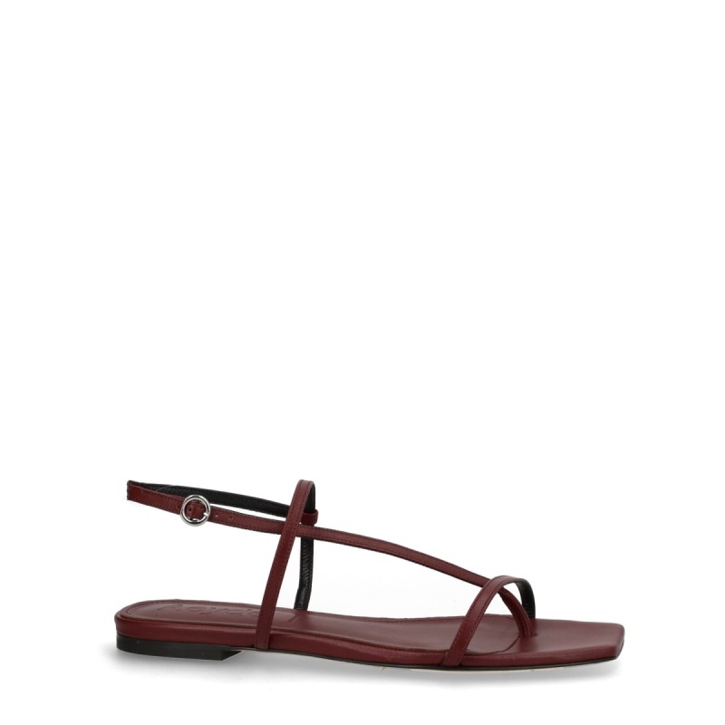 LEATHER THONG SANDAL