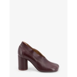 Leather pump with iconic Anatomic toe