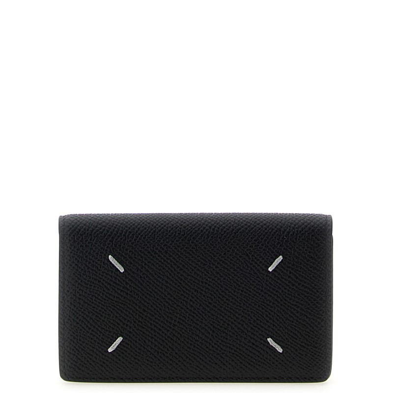 'Clip' card holder