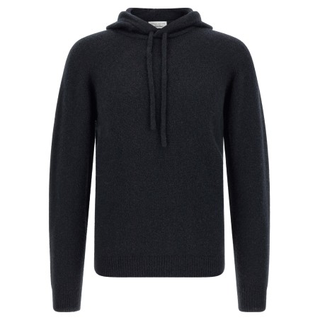 Hooded sweater