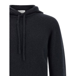 Hooded sweater