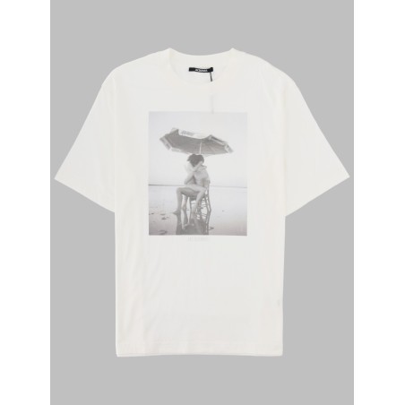 T-SHIRT CON STAMPA