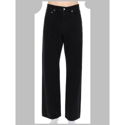 JEANS "LE DE-NIMES DROIT"