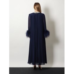 Chiffon long dress with ostrich feathers