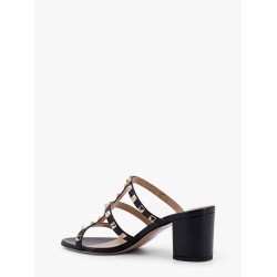 Rockstuds leather sandals with iconic all-over studs