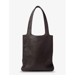 Veneto leather shoulder bag with Intrecciato motif
