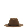 'Monile' hat