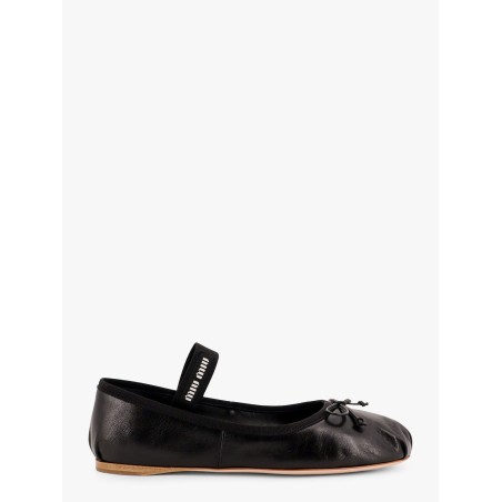 Leather ballet flats