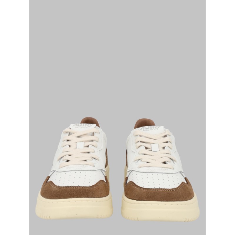 SNEAKER "MEDALIST LOW"