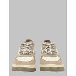 SNEAKER "MEDALIST LOW"
