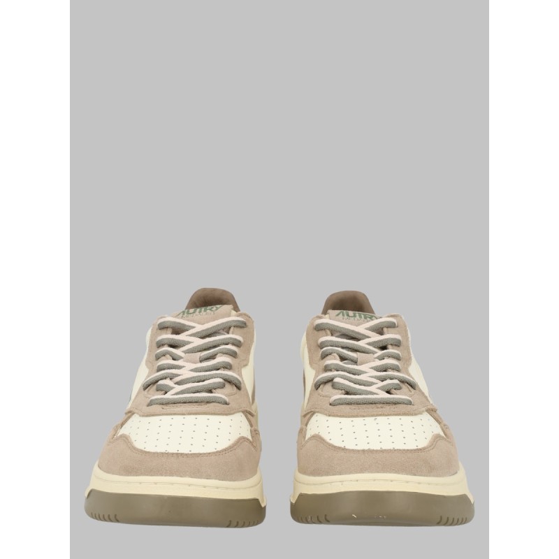SNEAKER "MEDALIST LOW"