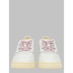 SNEAKER "MEDALIST LOW"