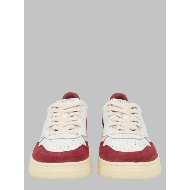 SNEAKER "MEDALIST LOW"