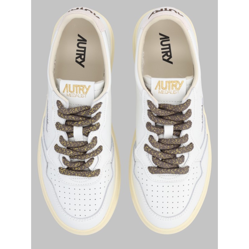 SNEAKER "MEDALIST LOW"