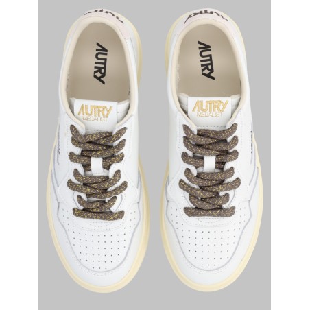 SNEAKER "MEDALIST LOW"