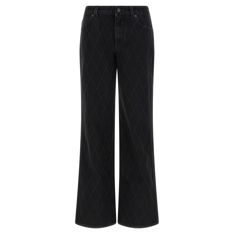 Diamond-shaped jeans