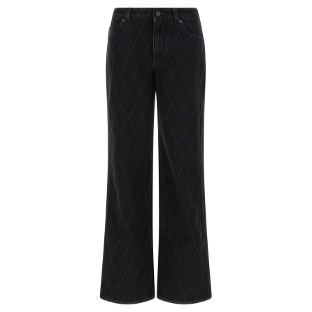 Diamond-shaped jeans