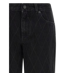 Diamond-shaped jeans